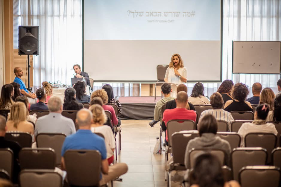 אסטוריה ליאוני